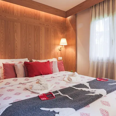 Apartment The Dream - Elegant Apartment, 5 Minutes From St Moritz *