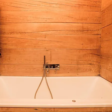 Apartment The Dream - Elegant Apartment, 5 Minutes From St Moritz
