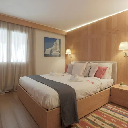 The Dream - Elegant Apartment, 5 Minutes From St Moritz Apartment