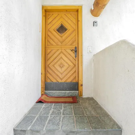 Apartment The Dream - Elegant Apartment, 5 Minutes From St Moritz *